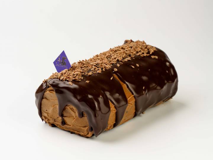Chocolate Cake Roll