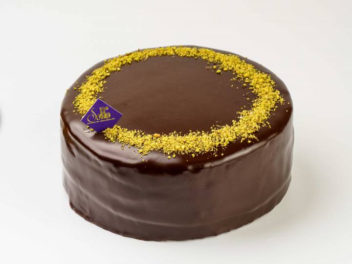 Whole Cake Dubai Chocolate small